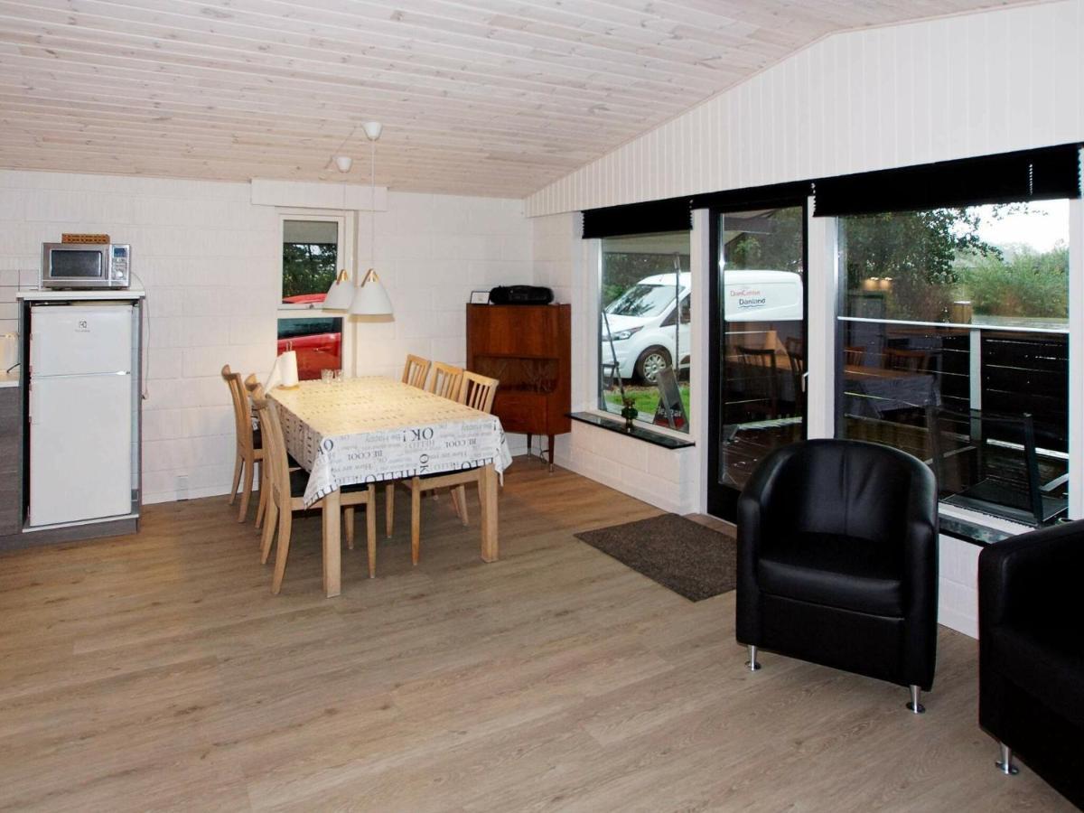 Three-Bedroom Holiday Home In Hemmet 67 Falen Zimmer foto